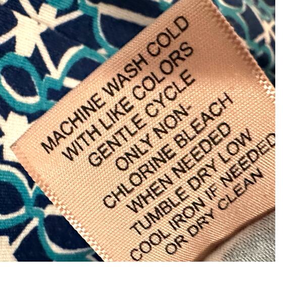 Philosophy Republic Clothing Women’s Geometric Print Knit Top Blue Plus Size 0X - Picture 3 of 6